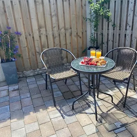 The Courtyard Apartment
